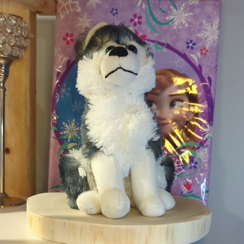 Adorable Husky Plush Toy - Gray and White